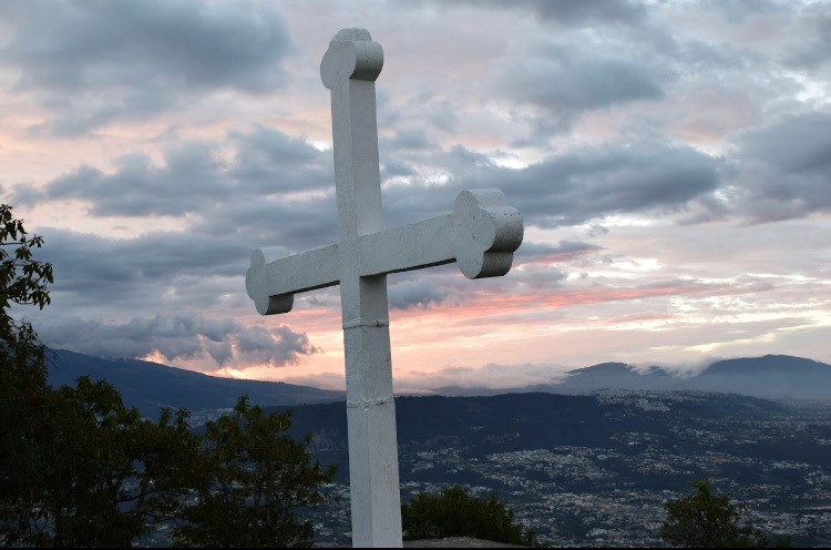 Exaltación de la Santa Cruz Rafaela Müler Ecuador